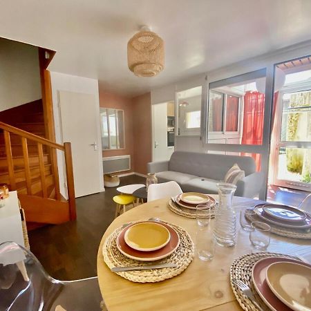 Le Carnot: City Centre With Parking Space Apartman Poitiers Kültér fotó