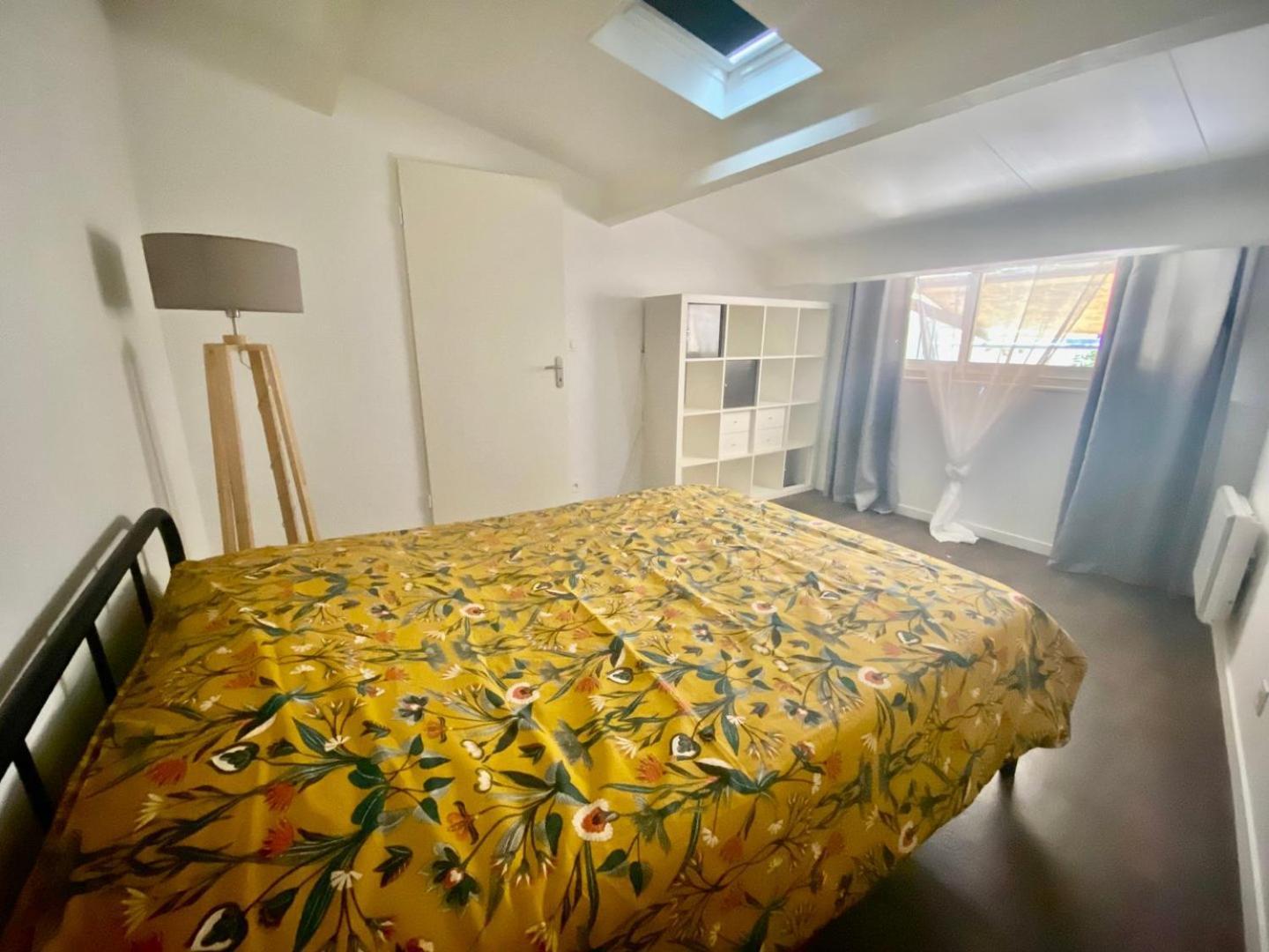 Le Carnot: City Centre With Parking Space Apartman Poitiers Kültér fotó